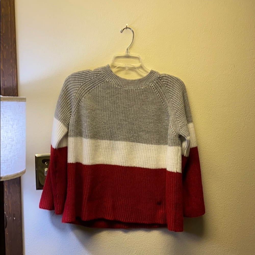 Lightweight color block sweater
